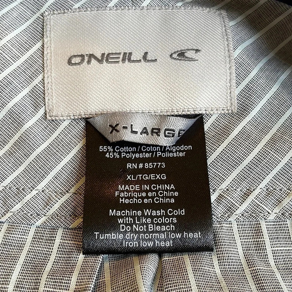 O’Neill mens gray and silver button down shirt size XL - Picture 7 of 7